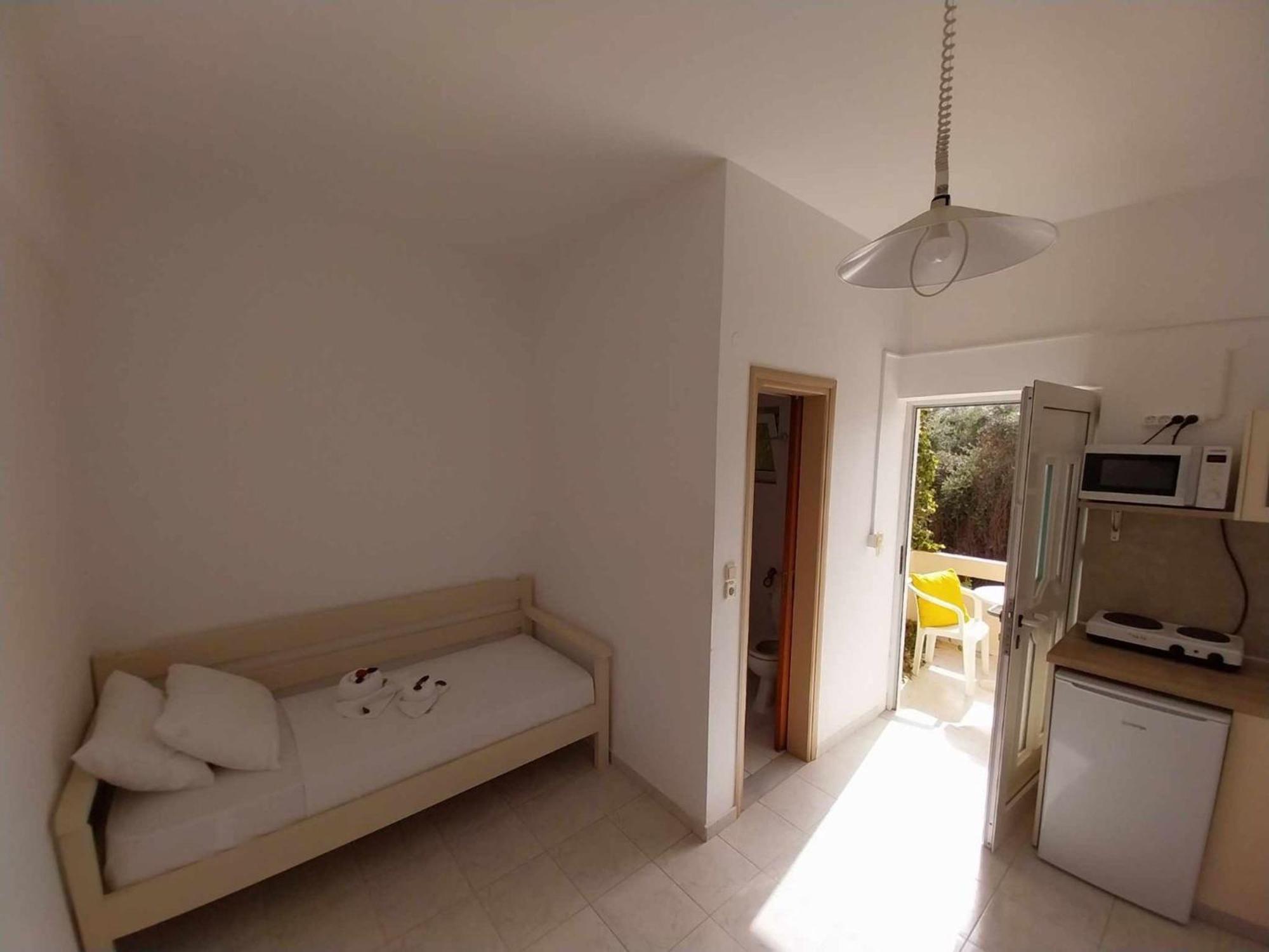Litinas Apartments With Pool Agia Marina Zewnętrze zdjęcie