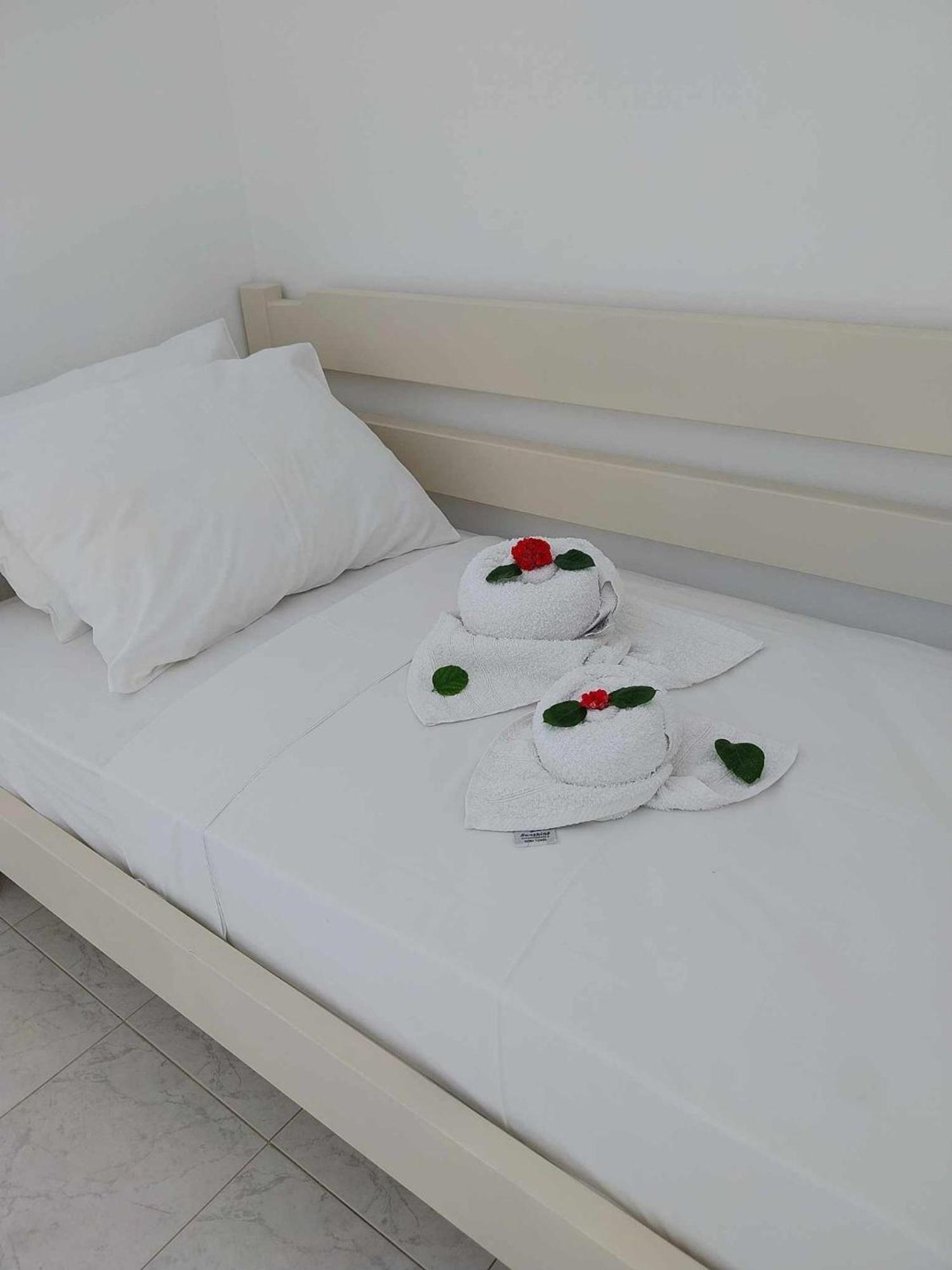 Litinas Apartments With Pool Agia Marina Zewnętrze zdjęcie