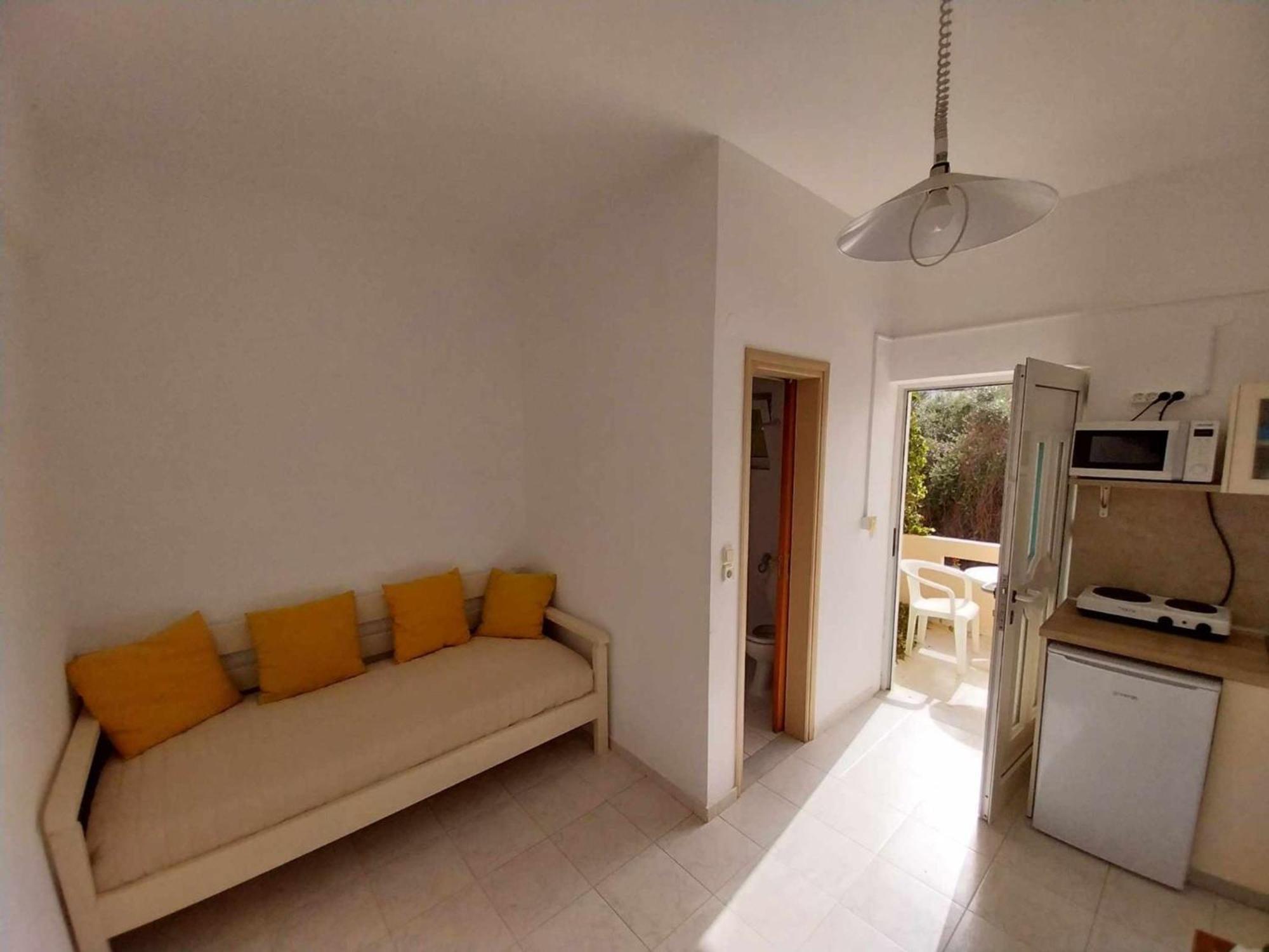 Litinas Apartments With Pool Agia Marina Zewnętrze zdjęcie