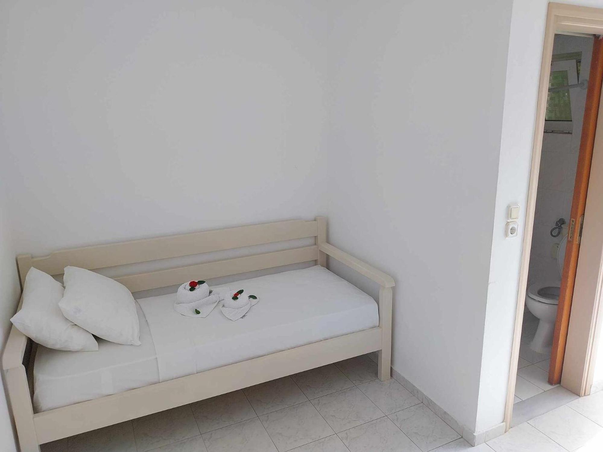 Litinas Apartments With Pool Agia Marina Zewnętrze zdjęcie
