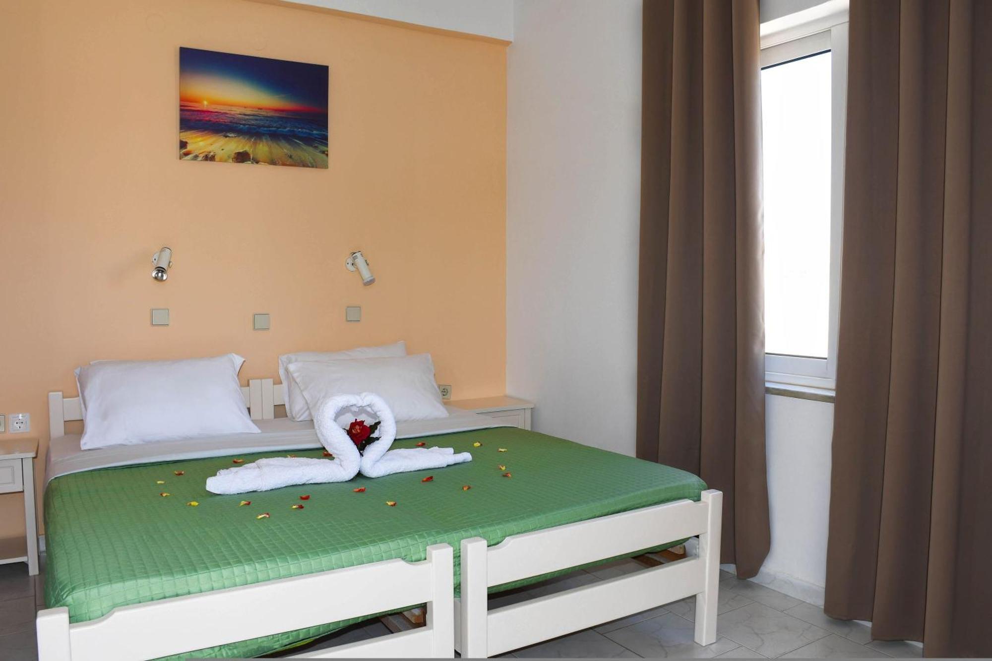 Litinas Apartments With Pool Agia Marina Zewnętrze zdjęcie