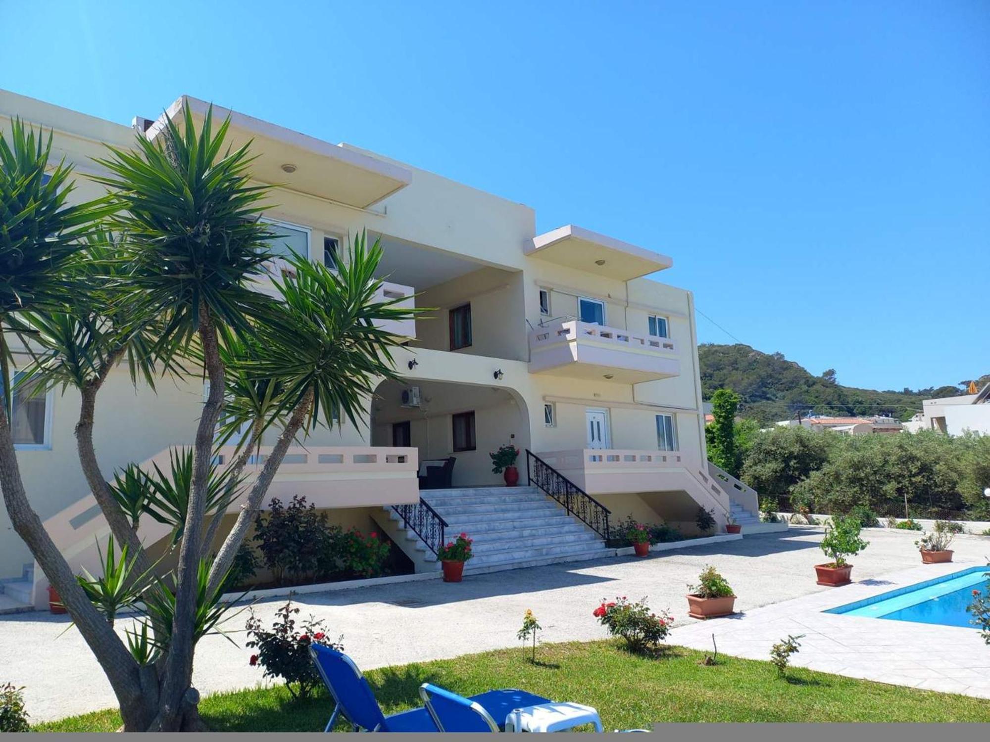 Litinas Apartments With Pool Agia Marina Zewnętrze zdjęcie