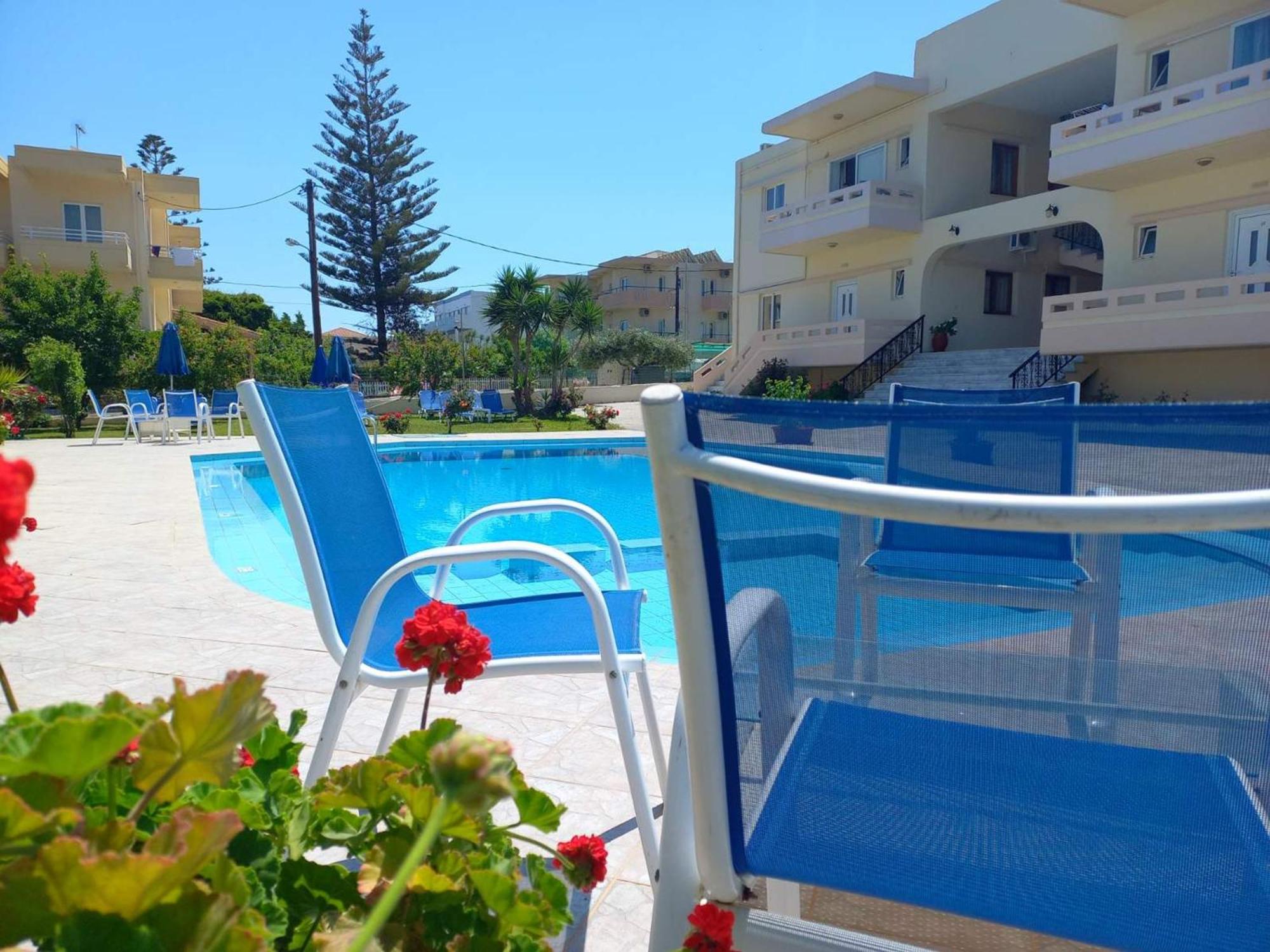 Litinas Apartments With Pool Agia Marina Zewnętrze zdjęcie