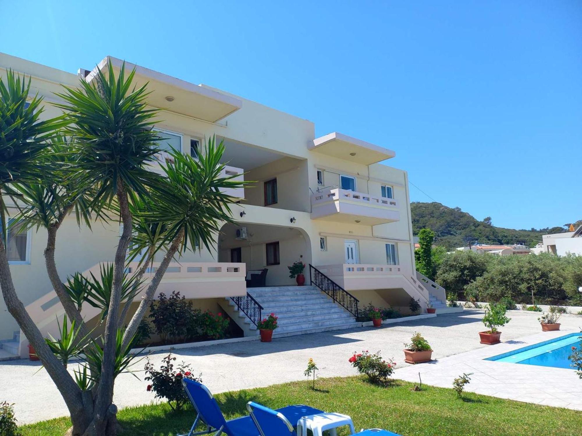 Litinas Apartments With Pool Agia Marina Zewnętrze zdjęcie